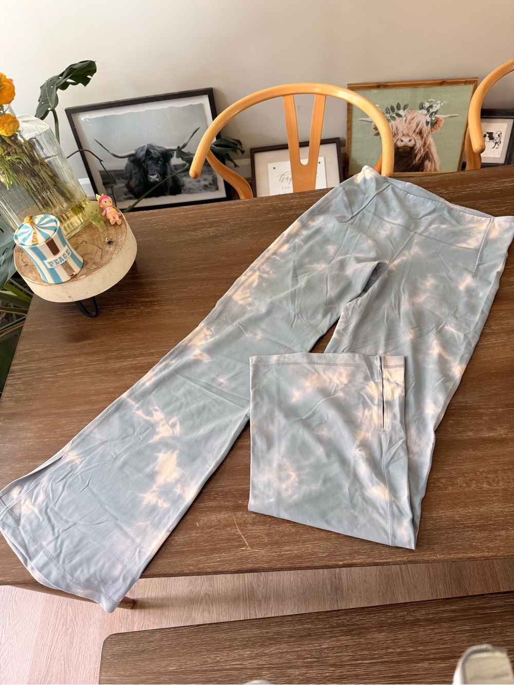 Lululemon Athletica Light Blue Tie Dye Flare Leggings Size 10
